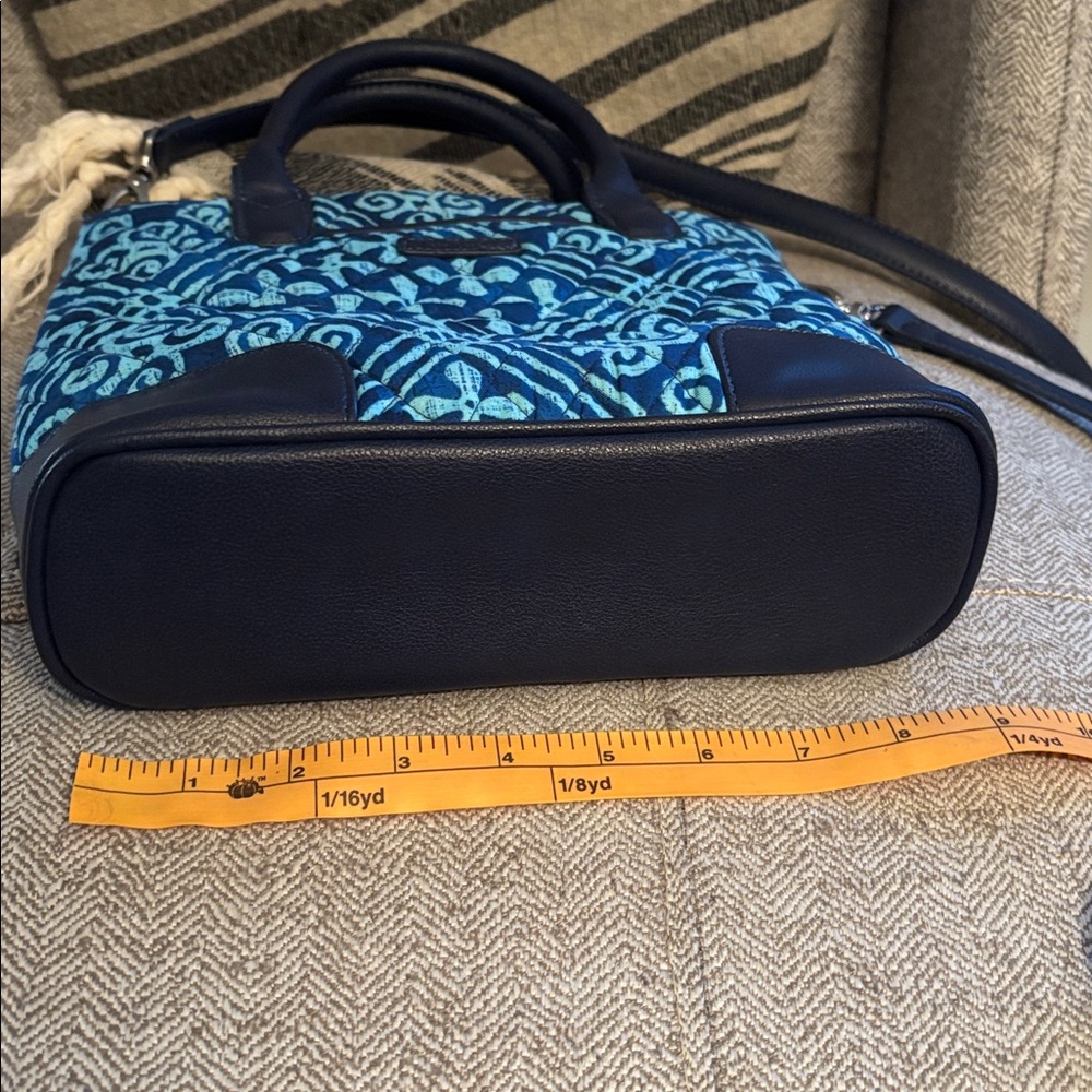 Vera Bradley - Cuban Tiles Day Off Satchel - Picture 8 of 10